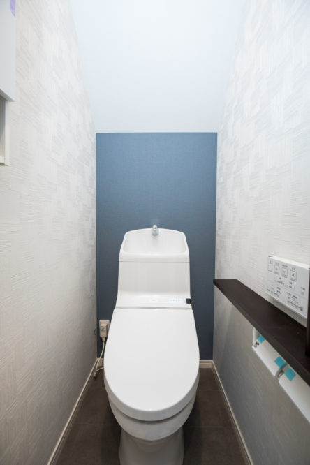 注文住宅「和室を取り入れたビルドインガレージ付き狭小住宅」のトイレの施工事例